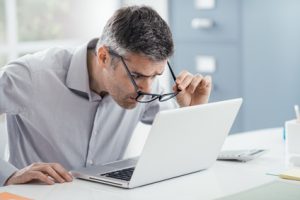 Hyperopie - Probleme beim arbeiten am Laptop